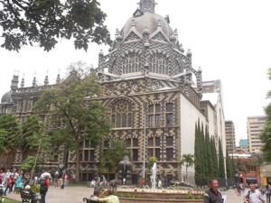 Palacio_de_la_Cultura_Rafael_Uribe_Uribe
